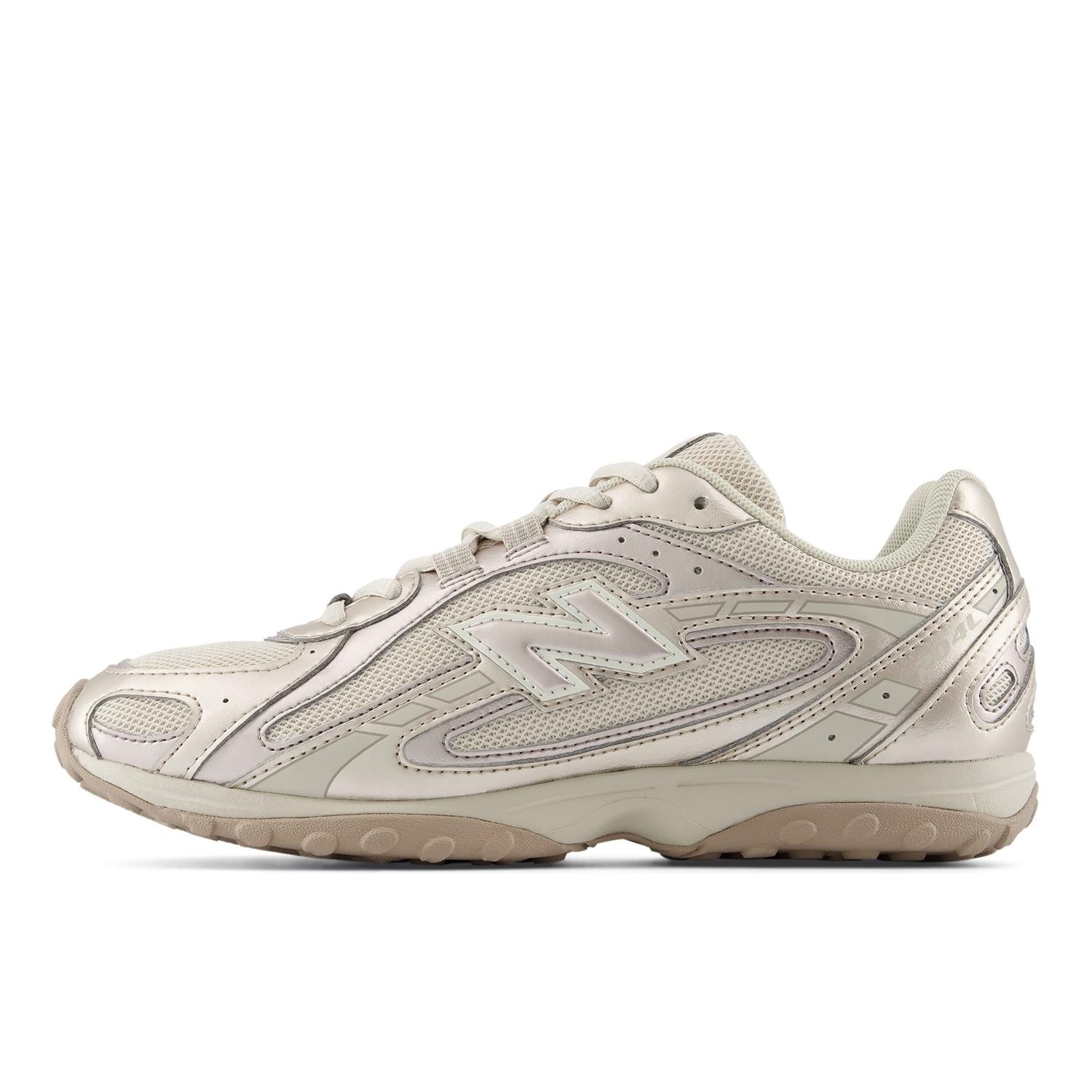 New Balance U204LCMB